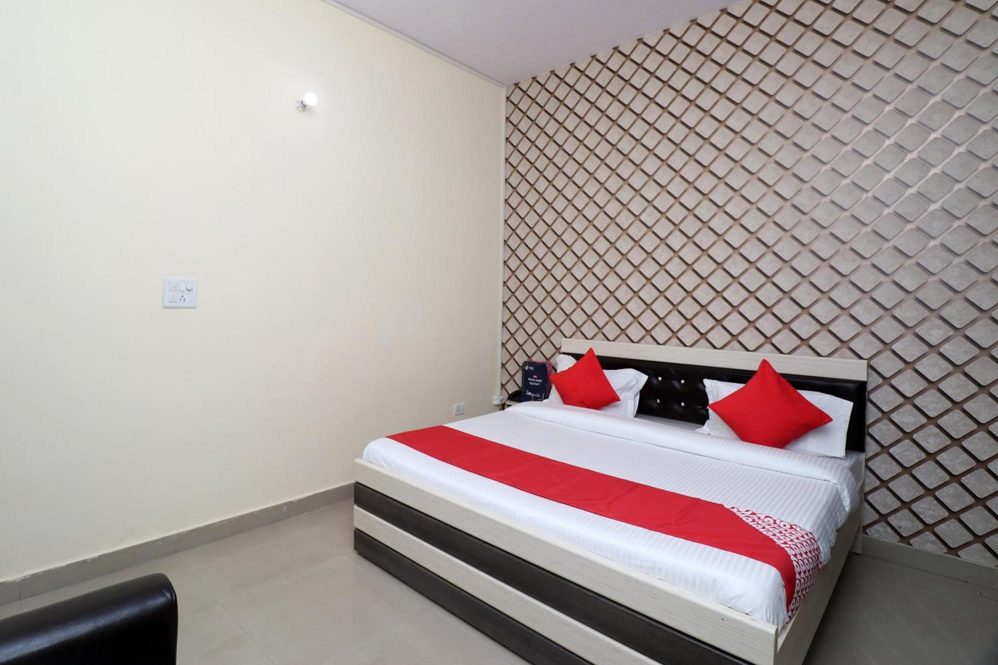 Hotel O Dream Residency Faridabad Exterior photo